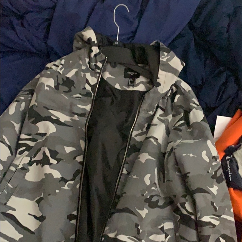 Camo forever 21 jacket